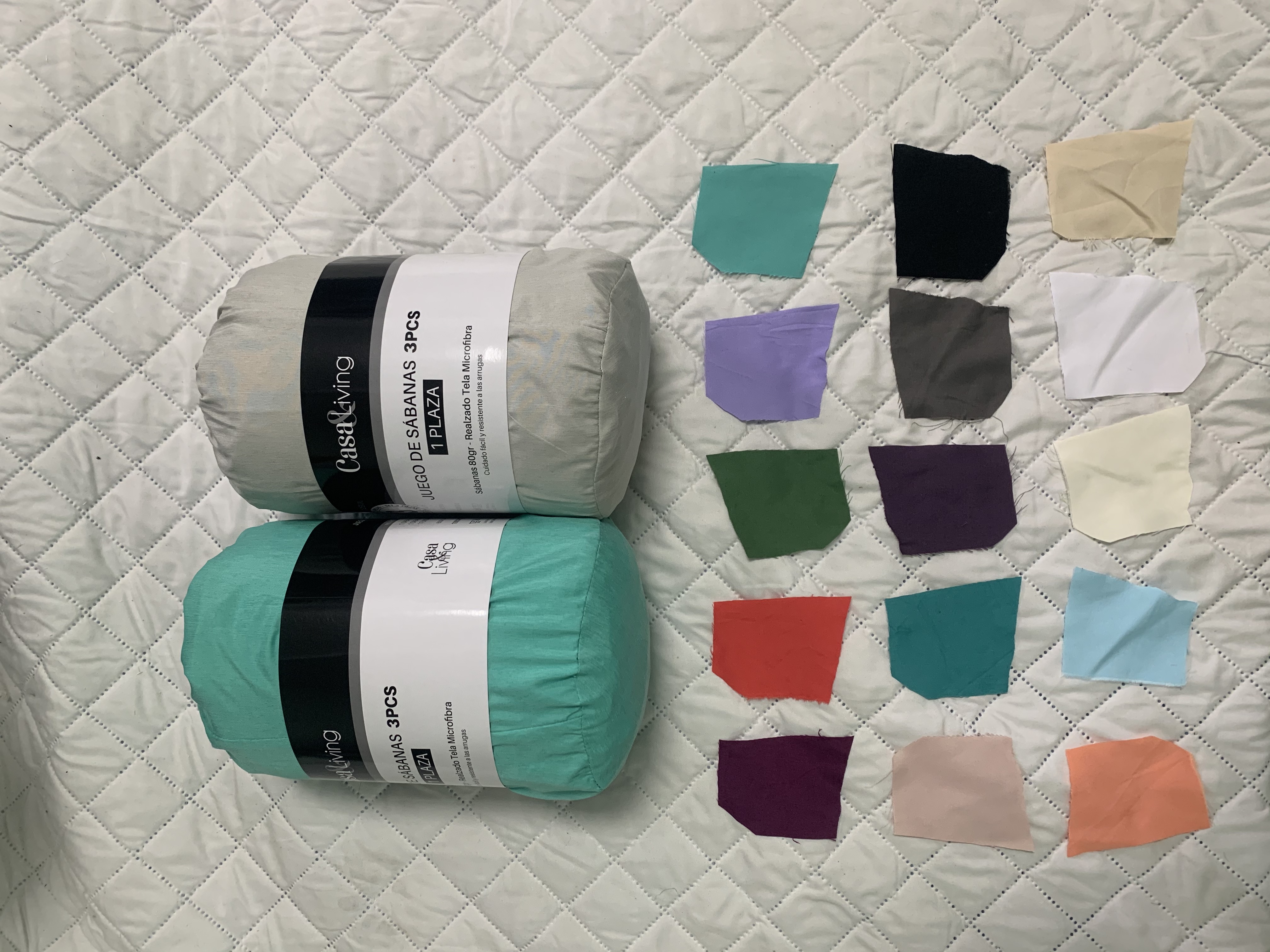 Tissus de couleurs unies en microfibre 70 g/m²